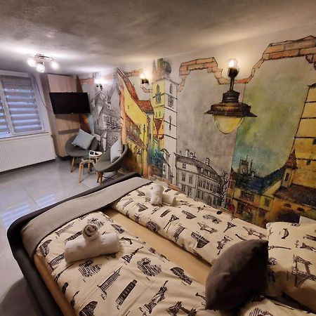 Old Town Studio Apartment Sibiu Eksteriør bilde