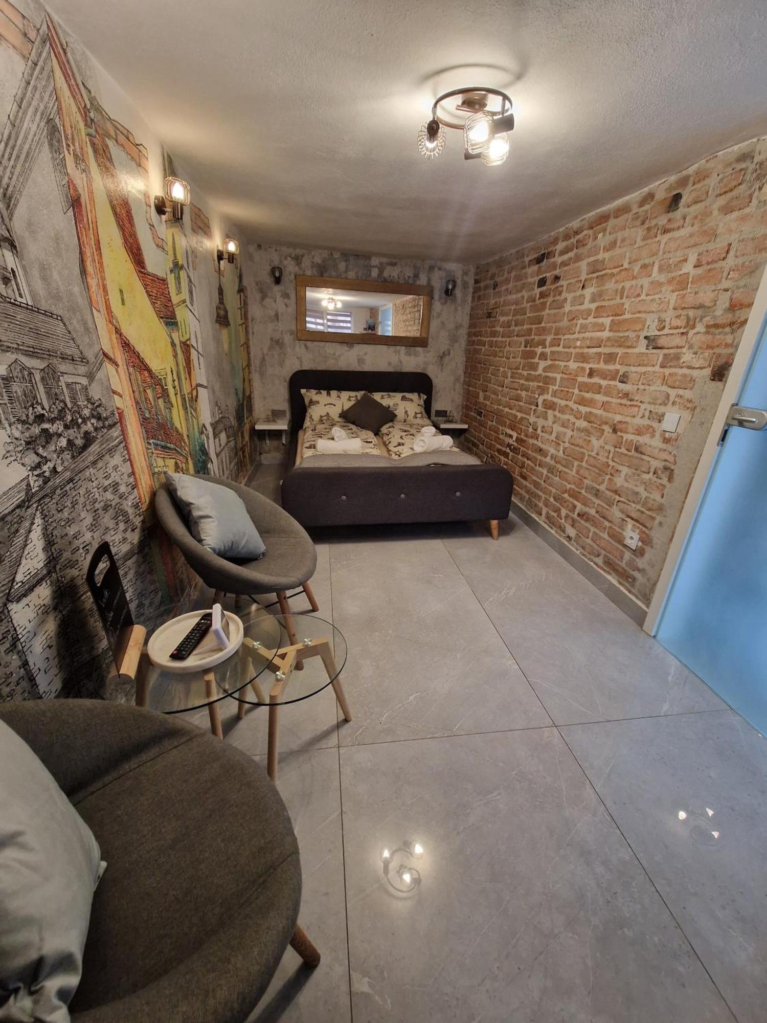 Old Town Studio Apartment Sibiu Eksteriør bilde