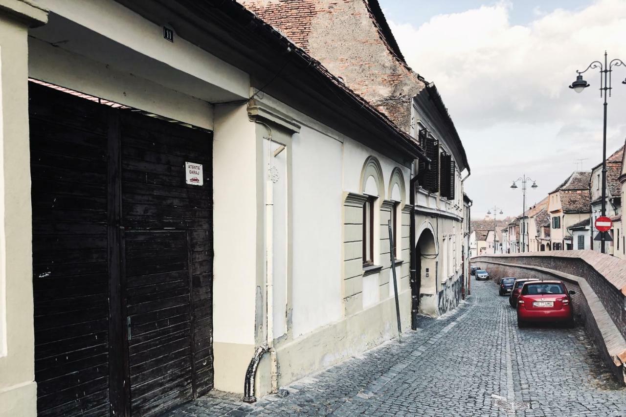 Old Town Studio Apartment Sibiu Eksteriør bilde
